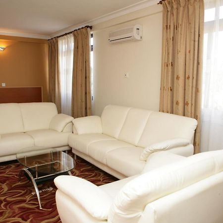 Ivys Hotel Kampala Dış mekan fotoğraf