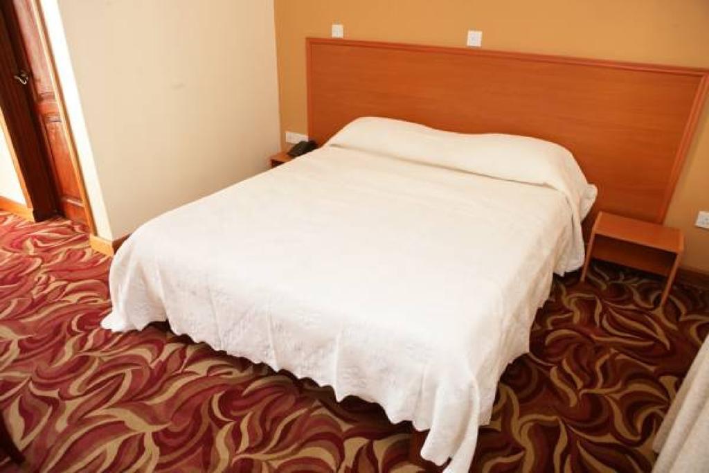 Ivys Hotel Kampala Oda fotoğraf